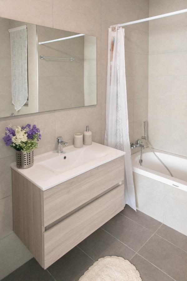 Sliema, Villa Savoia Luxury Apartment For 5 Guests Gżira Kültér fotó