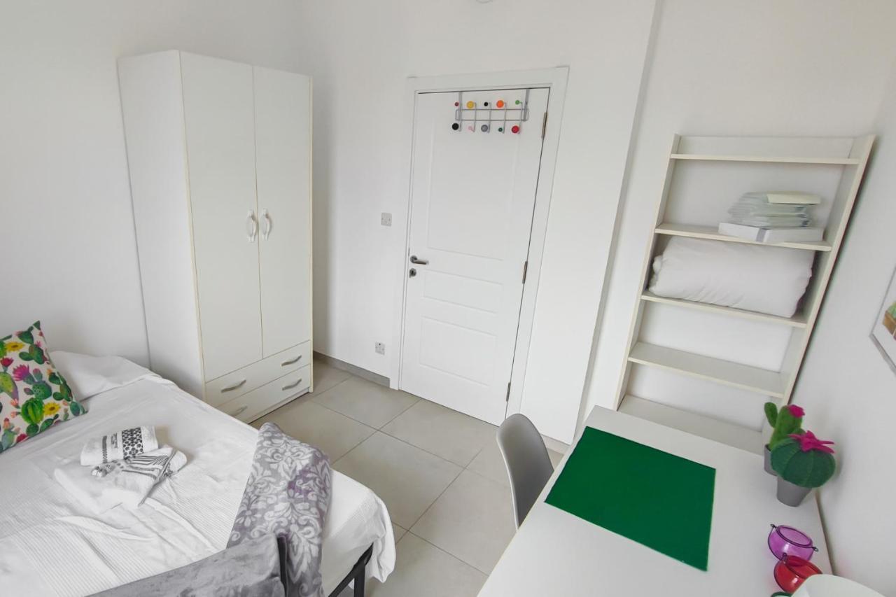 Sliema, Villa Savoia Luxury Apartment For 5 Guests Gżira Kültér fotó